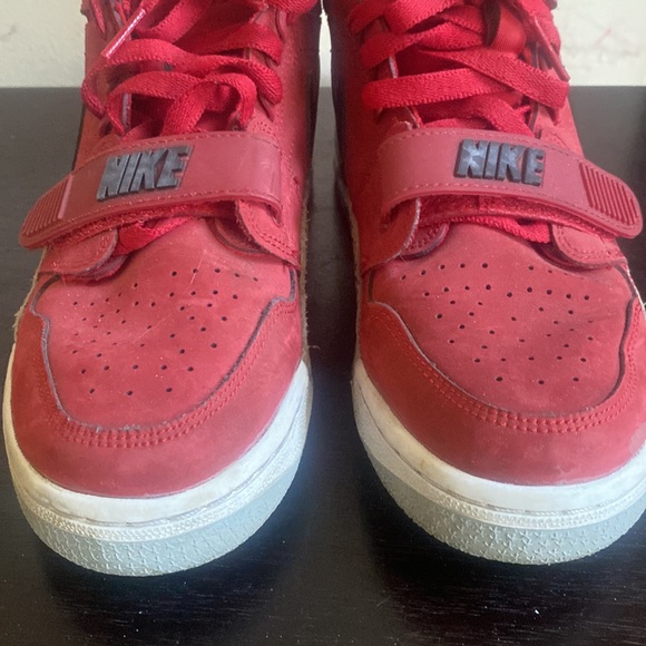 Nike Jordan 6.5Y Red High Top - Picture 6 of 6